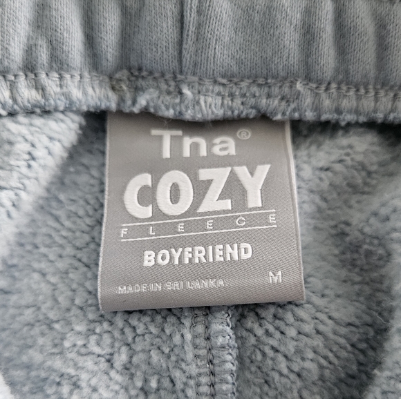 TNA Cozy Feece Shorts - Picture 5 of 5